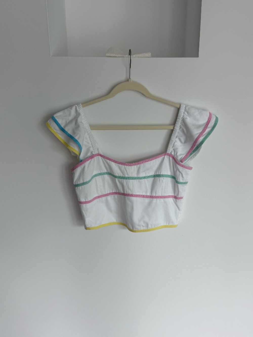 Cake for Dinner Miramar Multi Color Trim Top in White